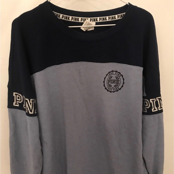 PINK Victoria’s Secret Sweatshirt - Picture 1 of 3